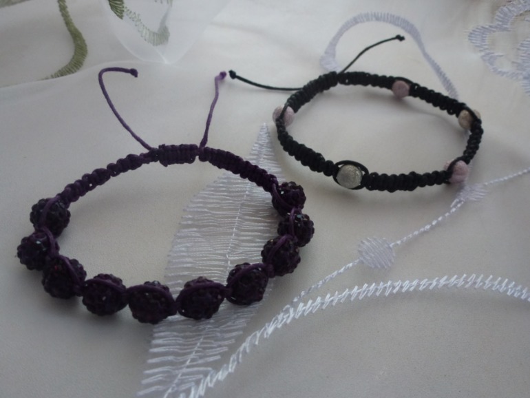 мои первые браслетики "шамбала"