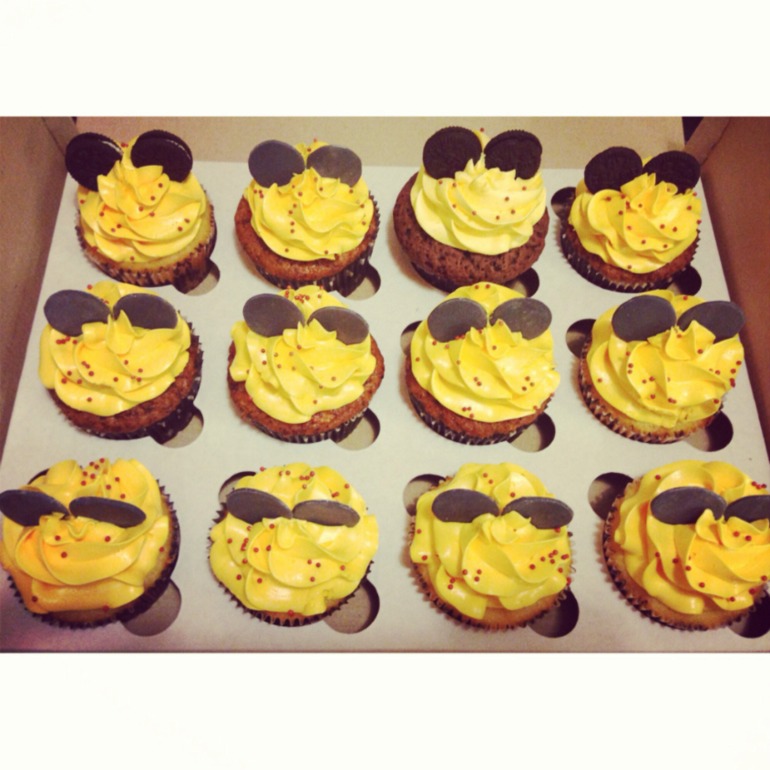 Тортик  с Микки маусом!