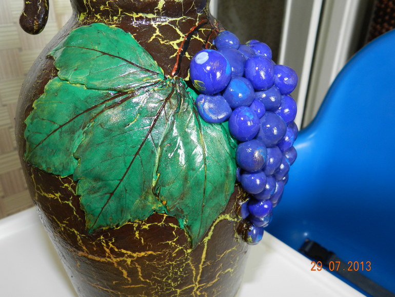 Виноградная бутыль