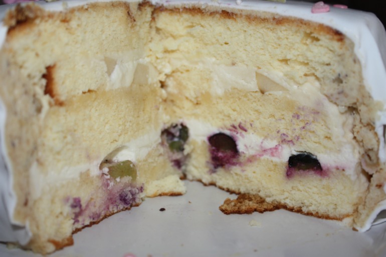 Шифоновый бисквит+суфле, одолела их!!!