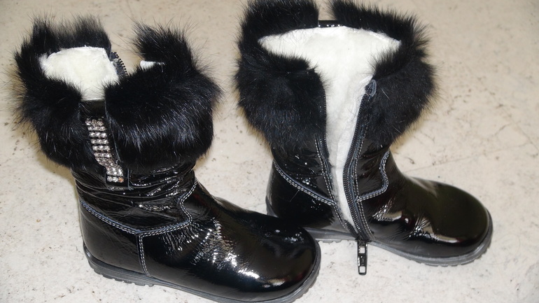 Сапожки WALK SAFARI (Италия) 24 размер, черный лак, НОВЫЕ, 3200 (регион)