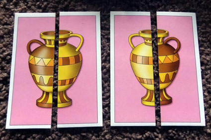 Первые игры малыша