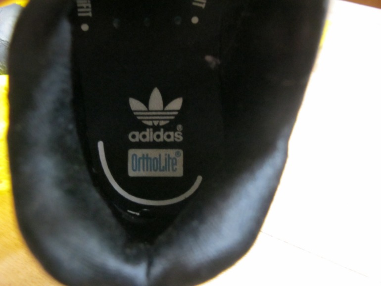 Кроссовки 19 размера adidas