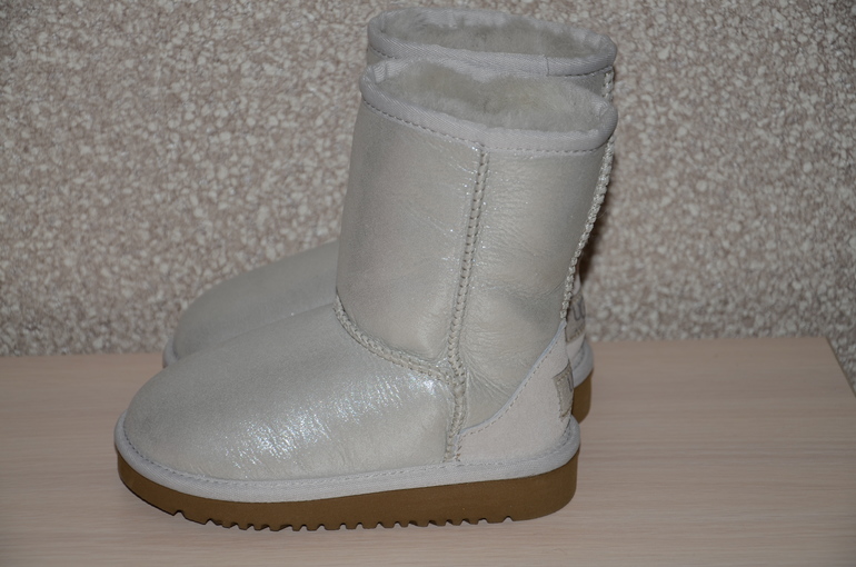 UGG 26-й размер(16 см по стельке) 3000 руб.Почта.