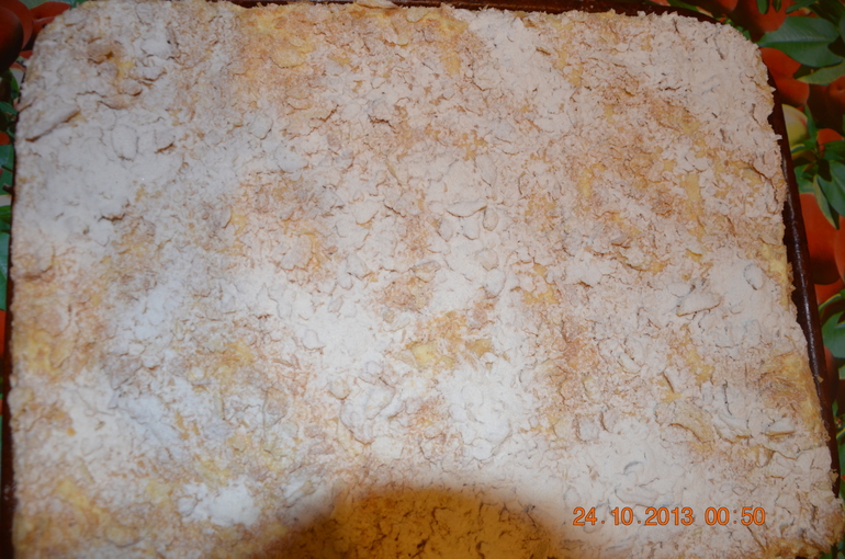 Торт Наполеон!Продам срочно!Половина порции(целая порция на фото)