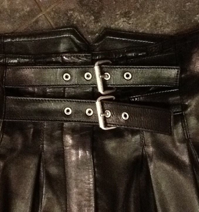 Распродаю дородовый гардероб. Юбки, куртки, платья, джинсы.