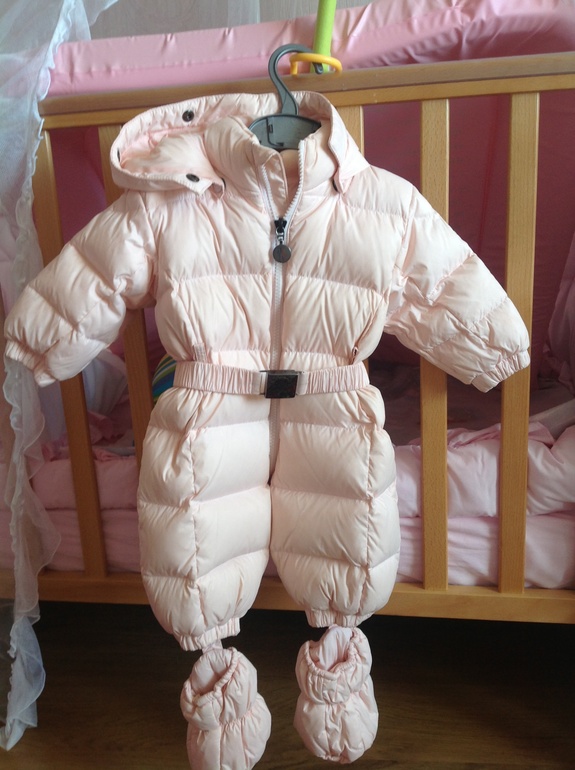 Moncler 0-6 мес. Оригинал 3000 руб