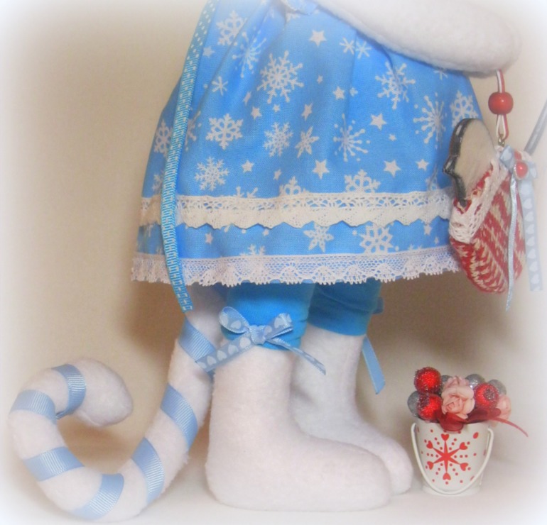 киса..=)с птичкой....