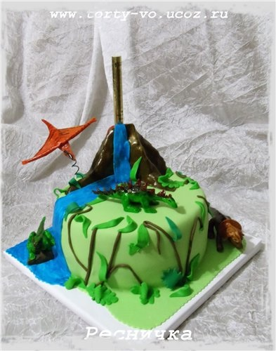 Торт с динозаврами