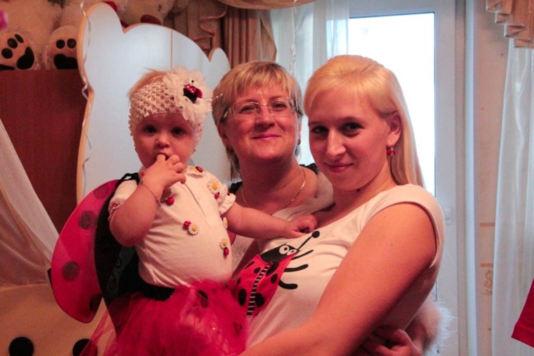 вот и нам исполнился годик!=)