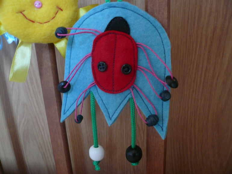 Подвески на кроватку