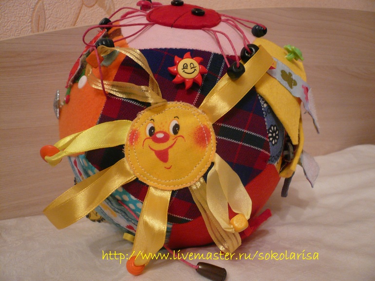 Мячик с игровыми гранями