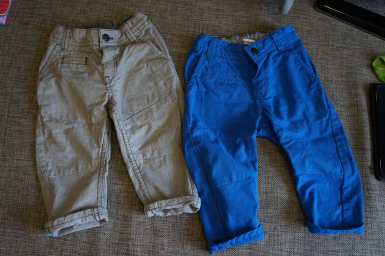 Одежда на мальчика H&M. 74 р Джинсы,Кардиганы