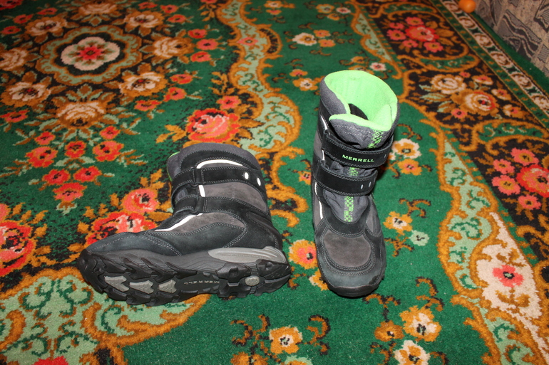 Обувь для мальчика (19-20.меховые пинетки 11 см) и 35-38 (KUOMA, Columbia и т.д.)