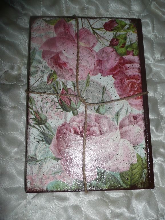 Ежедневник "Когда зацветает шиповник..."