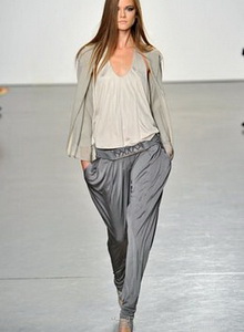 А у Вас есть брюки галифе...?!