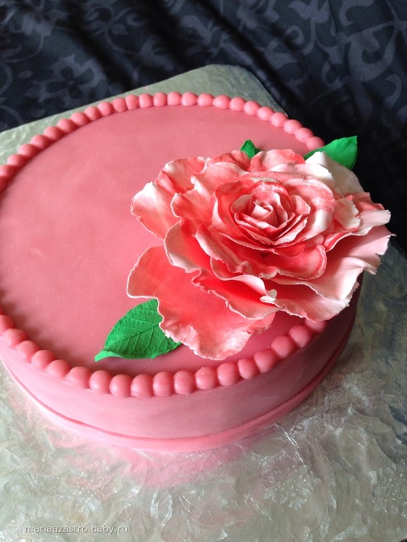 тортик с розой