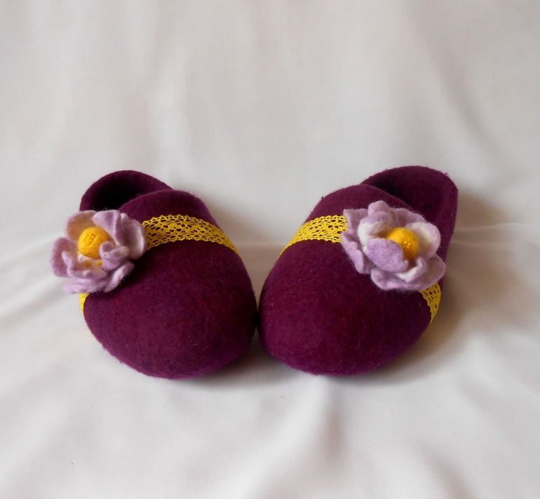 Новые тапочки! На какой цветок похоже?