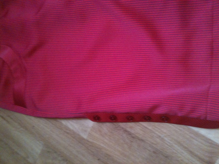 Продам костюм 46 р-р