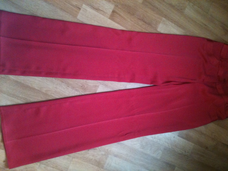 Продам костюм 46 р-р