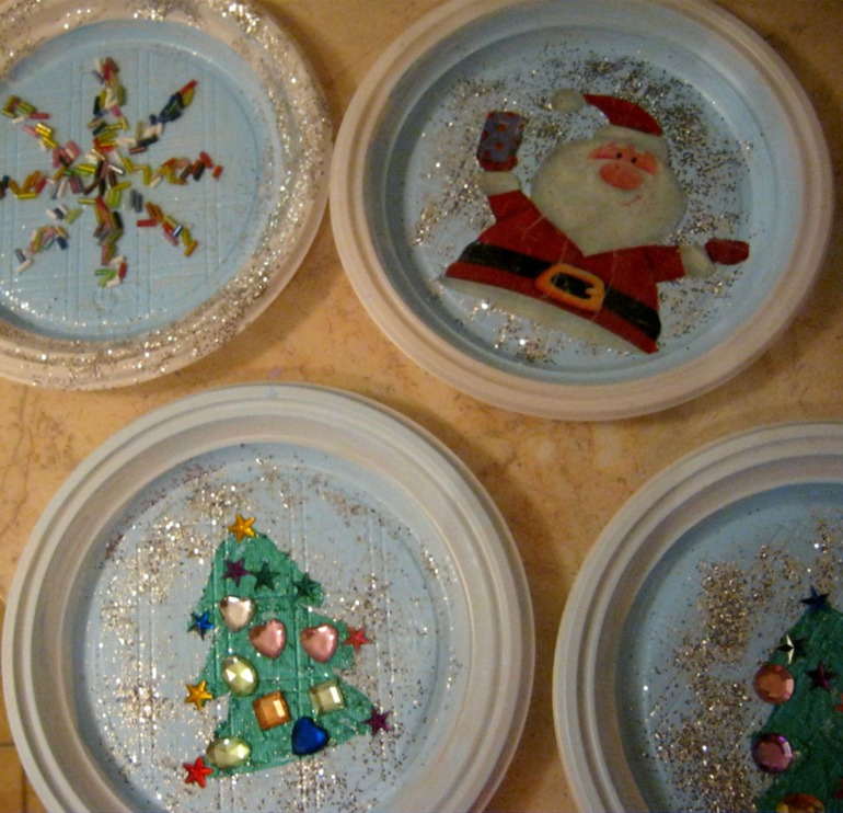 Для новогоднего декора детской площадки