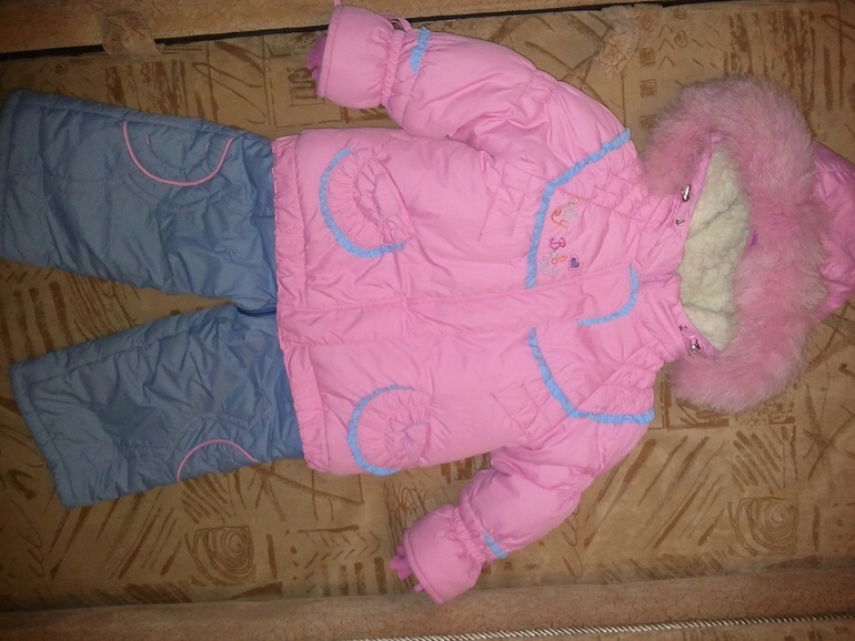 Верхняя одежда для девочки от рождения до 1,5 лет