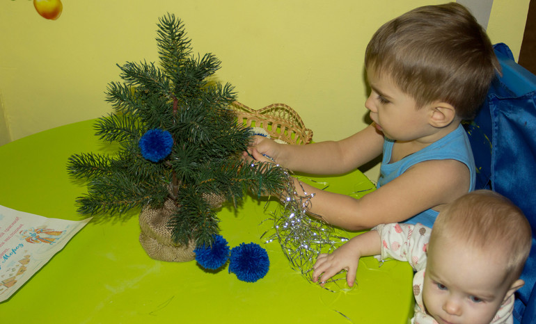 Уютная елочка или сюрприз от Деда Мороза