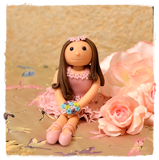 Балерина ждет своего тортика.