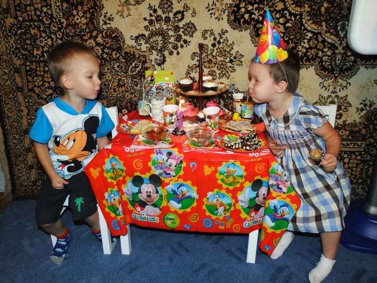 Нам 3 года!!!