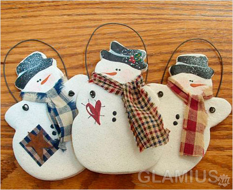 ПОДЕЛКИ. ЛЕПИМ ИЗ СОЛЕНОГО ТЕСТА ИГРУШКИ НА ЕЛКУ