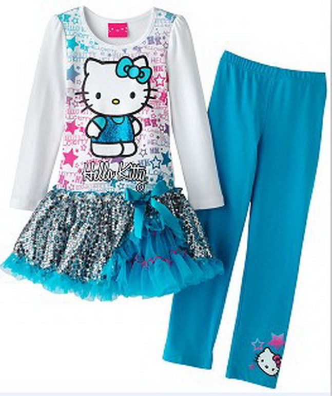 Одежда для девочек:комплекты, костюмы,платья в наличии новые.