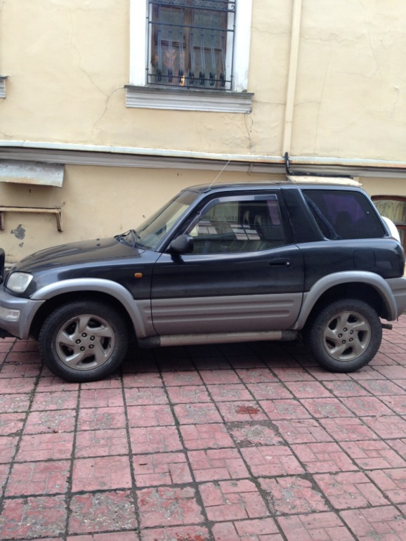 Продаю свой RAV4