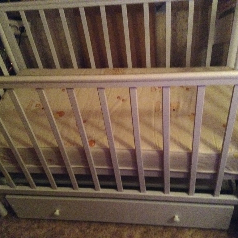 Детская кровать кубаньлесстрой с маятником 6000, матрас в подарок