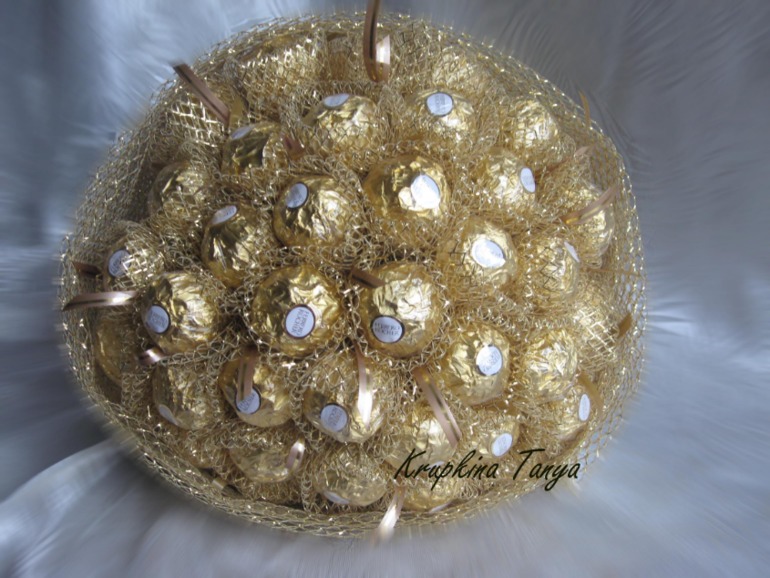 Золотой блеск Ferrero Rocher и другое...