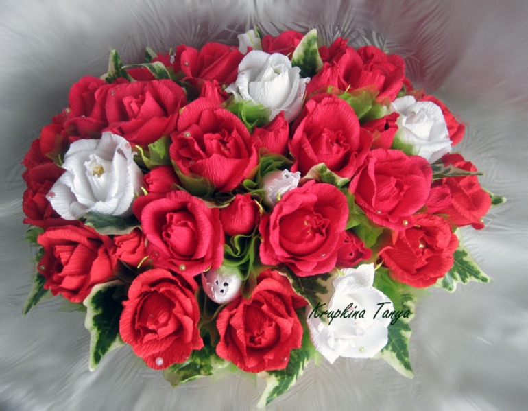 Две корзинки - большая и  маленькая)