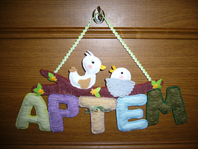 Сошью подвеску с именем вашего малыша.