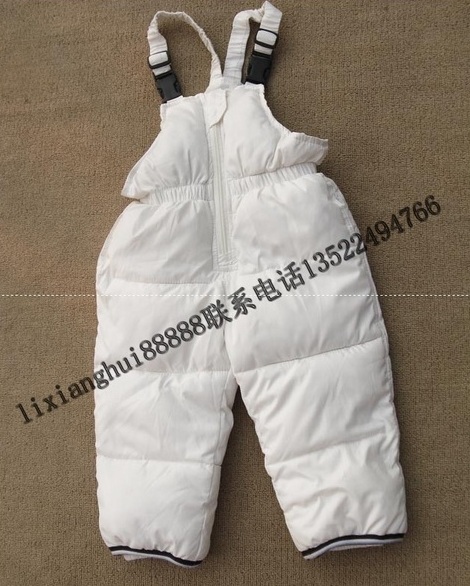 Полукомбинезон  MONCLER, в наличии. Москва.