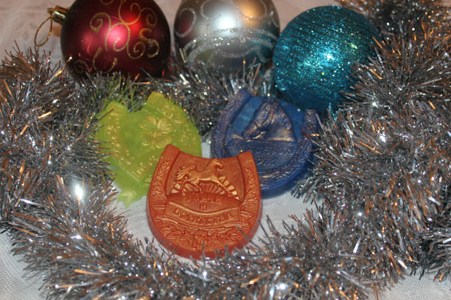 Пралине для ванн и немного подковок.