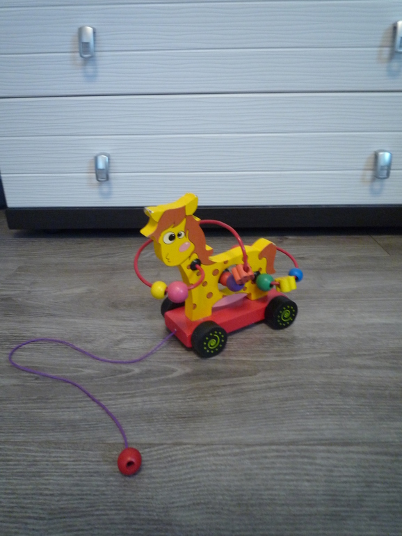 Наши игрушки от 8 месяцев и до года восьми месяцев