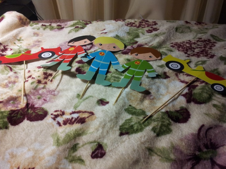 Украшалки для маленького любителя машинок)