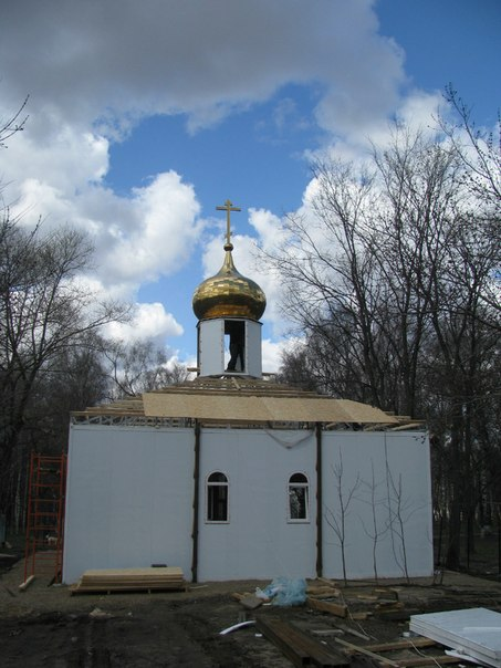 А у нас оказывается строится храм рядом.Храм святой блаженной Матроны Московской