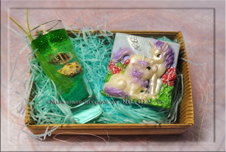 Лошадки, картинки и новые новогодние наборы))))