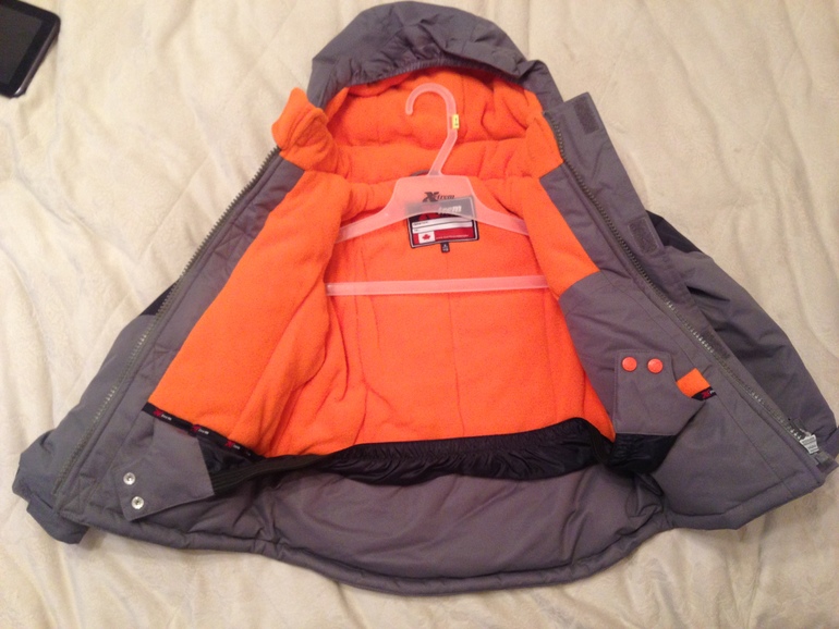 Зимний новый комплект Gusti (Густи)д/мальчика. р.110