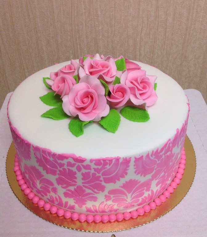 нежные с розочками