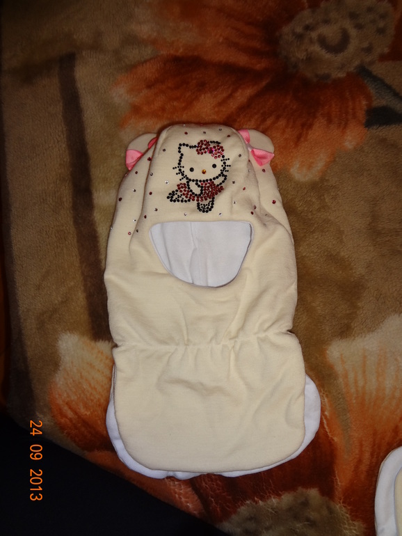 Шлем для девочки Китти, 48-50, НОВЫЙ, Москва,ЗАО,Кунцево