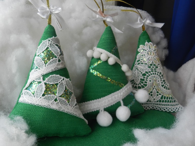 Подарки и елочные украшения ручной работы