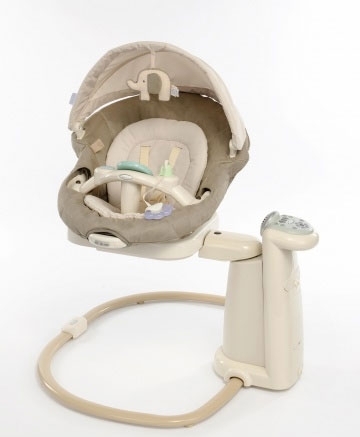 Продам успокаивающий центр Graco "SweetPeace Dream", цвет: светло-коричневый