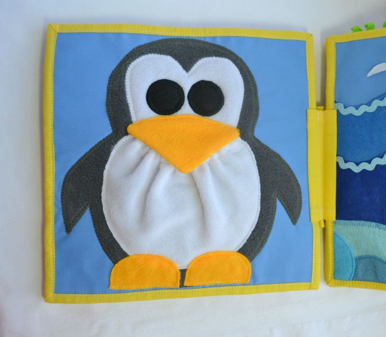 Именная развивающая книжечка)