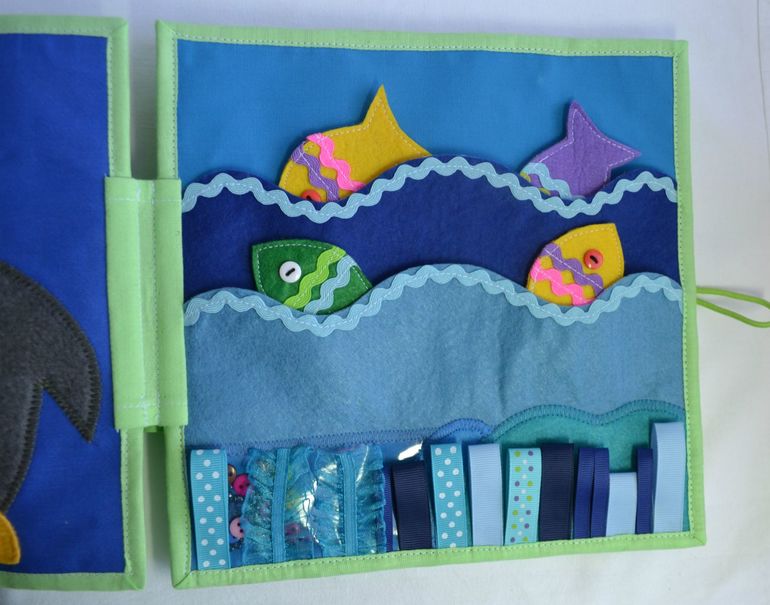 Именная развивающая книжечка)