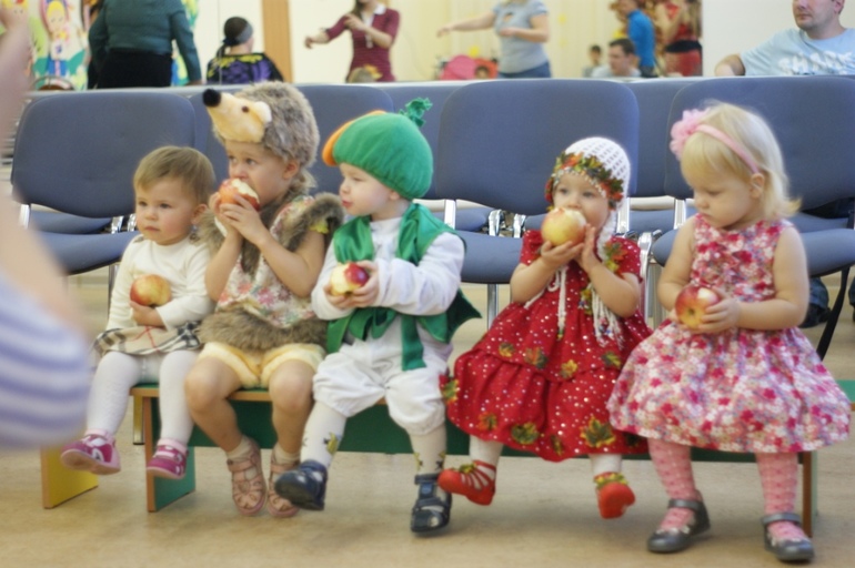 Наш первый праздник - ПРАЗДНИК ОСЕНИ! ФОТООТЧЕТ